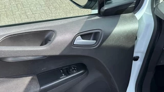 Ford Transit Courier Ford Transit Courier 1.5 TDCI 55KW 75PK EURO 6 AIRCO/ CRUISE CONTROL/ PARKEERSENSOREN/ 100% DEALERONDERHOUDEN - afbeelding nr 17