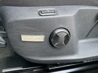 Volkswagen Golf Volkswagen Golf 1.0 TSI Comfortline Bus CarPlay/Massage/Stoelverw/Adap.Cruise/Navi/Climate/incl. onderhoudsbeurt - afbeelding nr 20