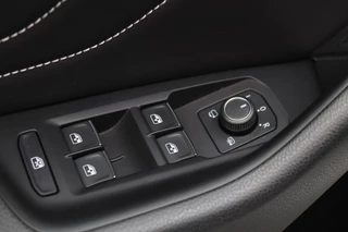 Volkswagen Arteon Volkswagen Arteon Shooting Brake 1.4 TSI eHybrid R-Line Pano/IQ.Light/Navi Pro/Keyless/Elek. lederen R Sportstoelen/DCC/ACC/Camera/Virtual Cockpit/Trekhaak wegkl. - afbeelding nr 33