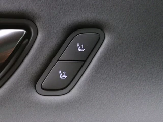Hyundai Kona Hyundai Kona Electric Premium 65.4 kWh | 360 graden camera | Alcantara | Navigatie | - afbeelding nr 22