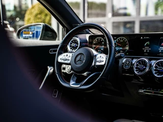 Mercedes-Benz A-Klasse Mercedes A-klasse a250e AMG|PANO|18''|CAMERA|ACC|SFEERV. - afbeelding nr 18