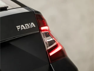 Škoda Fabia (APPLE CARPLAY, NAVIGATIE, CLIMATE, STOELVERWARMING, SPORTSTOELEN, PARKEERSENSOREN, CRUISE, DAB+, LM VELGEN, NIEUWSTAAT) - afbeelding nr 29