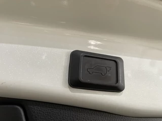 Toyota RAV4 Toyota RAV4 2.5 Hybrid AWD Bi-Tone | Innovation-pakket | Panodak | - afbeelding nr 39