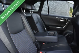 Toyota RAV4 Toyota RAV4 2.5 Hybrid AWD Style BI-TONE CAMERA/LANE ASSIST/STUURW/STOELVW/ETC.! - afbeelding nr 22
