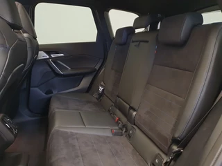 BMW X1 BMW X1 xDrive30e M-Sport Wegklapbare trekhaak, Panoramadak, Harman Kardon - afbeelding nr 29