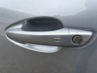 Peugeot 3008 Peugeot 3008 1.2 PureTech Allure Led verl Panoramadak Apple Carplay Navigatie Achteruitrijcamera Cruise control Automaat - afbeelding nr 19