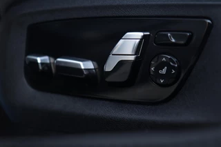 BMW 5 Serie BMW 5-serie Touring 540i xDrive / PANODAK / Soft Close / CAMERA / HUD / KEYLESS - afbeelding nr 16