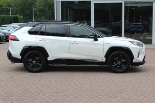 Toyota RAV4 Toyota RAV4 2.5 Hybrid AWD Bi-Tone / Trekhaak / Panoramadak / 360Camera / Leder / JBL / Keyless / 18'' / Dodehoek / DAB / Keyless - afbeelding nr 5