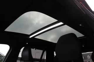 Volvo XC90 Volvo XC90 T8 Recharge AWD R-Design | Longe Range | Panoramadak | Stoelverwarming | BLIS | Trekhaak | Harman / Kardon | Glossy Black | Keyless - afbeelding nr 8