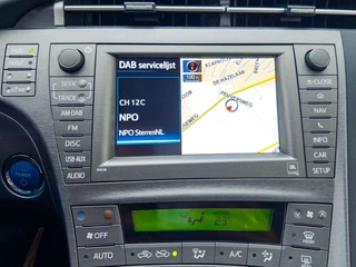 Toyota Prius Toyota Prius 1.8 Plug-in Executive Business | Leder | Navigatie | Camera - afbeelding nr 35