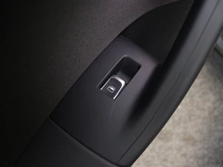 Audi Q3 Audi Q3 1.4 TFSI 150pk S-Line | Panorama dak | Stoelverwarming | - afbeelding nr 21