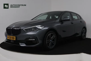 BMW 1 Serie 118i High Executive Edition **AANBIEDING** (NAVIGATIE, PARKEERSENSOREN, STOELVERWARMING, LEDER, SPORTSTOELEN, LED)