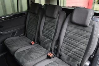 Volkswagen Touran Volkswagen Touran 1.8 TSI DSG 180PK R-line Camera/Navi/LED - afbeelding nr 12