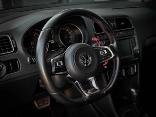 Volkswagen Polo Volkswagen Polo 1.8 TSI GTI | STOELVERW | NW WATERPOMP | LED | SPORT | VOL OPTIES - afbeelding nr 14