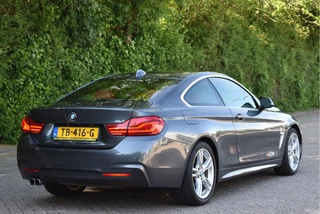 BMW 4 Serie BMW 4 Serie Coupé 420i High Executive Sport Line | NL-Auto | Headup | Harman/Kardon | DAB | Camera | Vol Leder | Full LED | Onderh.historie - afbeelding nr 33