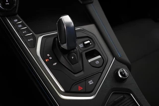 Lynk & Co 01 360 camera, panorama dak, Apple carplay / Android auto - afbeelding nr 10