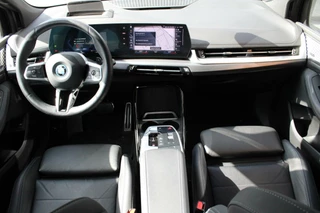 BMW 2 Serie BMW 2-serie Active Tourer 230e xDrive | Pano | H&K | Trekhaak - afbeelding nr 4