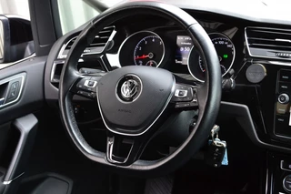 Volkswagen Touran Volkswagen Touran 1.8 TSI DSG 180PK R-line Camera/Navi/LED - afbeelding nr 26