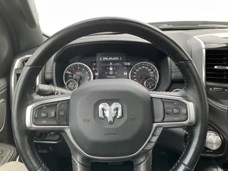 Dodge Ram 1500 Dodge Ram 1500 5.7 V8 4x4 Crew Cab Laramie Pano Full Navi SideSteps Trekhaak Luchtvering - afbeelding nr 24