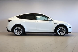 Tesla Model Y Tesla Model Y Long Range AWD 75 KWH - Premium audio - Warmtepomp - afbeelding nr 11