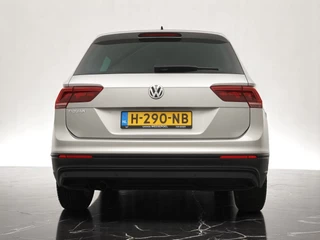 Volkswagen Tiguan - Navigatie - Climate control - Adaptieve Cruise control - 17 inch LM velgen - 1600 KG trekgewicht - 12 maanden garantie - afbeelding nr 7
