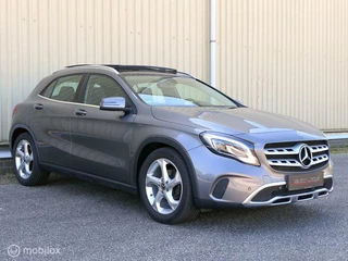 Mercedes-Benz GLA Mercedes-Benz GLA 200 - panodak - LED - 2e set wielen - navigatie - afbeelding nr 3