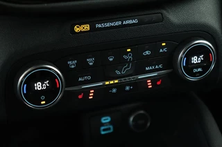 Ford Kuga Ford Kuga 2.5 PHEV ST-Line | Stoelverwarming | Bang & Olufsen | Carplay | Full LED | Keyless | Navigatie | PDC | DAB+ - afbeelding nr 6