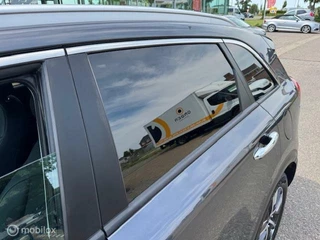 Kia Niro Kia Niro 1.6 GDi PHEV DynamicLine  / Plug-inn Hybride / volledig elektrisch rijden 65 km hierna Hybride aandrijving , Navi / Camera achter / Parkeerhulp rondom / Stoel & stuur verwarming /  fab garantie 7 jaar / 150.000km - afbeelding nr 13