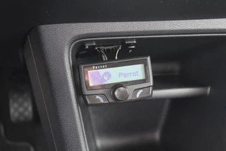 Volkswagen up! Volkswagen up! 1.0 BMT take up! / Airco / Radio / LED Dagrijverlichting / Elektr. ramen voor / Parrot - afbeelding nr 23