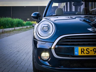 MINI Cooper Cabrio Mini Cooper Cabrio 1.5 | LEDER | H&K | HUD | CAMERA | ORG. NL | FULL OPTION! - afbeelding nr 17