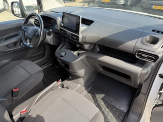Opel Combo Automaat/cruise control/navigatie systeem - afbeelding nr 25