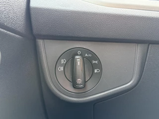 Volkswagen Polo Volkswagen Polo 1.0 TSI Comfortline Business R-Line 2e Eigenaar,Automaat,Navi,Clima,Adapt cruise,Pano,Carplay,PDC V+A,Trekhaak,Elek ramen,Lm velgen,N.A.P,APK tot 02-2026 - afbeelding nr 25