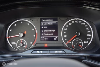 Volkswagen T-Cross Volkswagen T-Cross 1.0 TSI Life Apple carplay ACC PDC - afbeelding nr 12