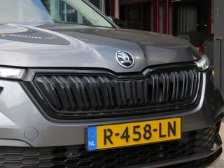 Škoda Kamiq Škoda Kamiq 1.0 TSI 110pk SPORT BNS / Camera / Stoelverw / Led / 18 Inch / Clima / BOVAG garantie - afbeelding nr 18