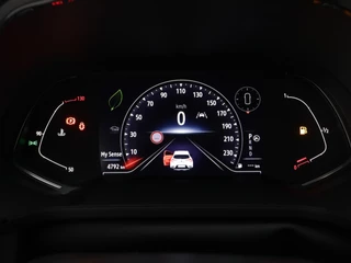 Renault Captur / CAMERA / NAVI / 18