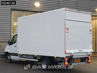 Mercedes-Benz Sprinter Mercedes Sprinter 515 CDI Automaat 1000kg Laadklep Zijdeur Dubbellucht Bakwagen MBUX Airco Cruise MBUX Koffer Meubelbak 21m3 Airco Cruise control - afbeelding nr 2