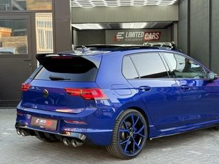 Volkswagen Golf Volkswagen Golf 8 2.0 TSI R 4Motion | PANO | AKRA | STAGE 2 - afbeelding nr 16