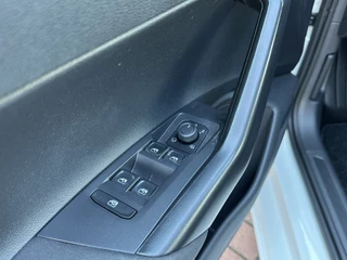Volkswagen Polo Volkswagen Polo 1.0TSI Life 95PK | Camera | Carplay - afbeelding nr 24