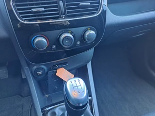 Renault Clio | Airco | Cruise | Navi | Trekhaak | LMV | - afbeelding nr 15