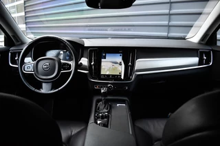 Volvo V90 Volvo V90 2.0 D4 Momentum | 21'' R-Design Velgen | Trekhaak wegklapbaar | ACC | Lederen Bekleding | - afbeelding nr 4