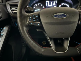 Ford Focus Ford Focus 1.5 EcoBoost ST Line Pano ACC CarPlay Winterpack - afbeelding nr 32