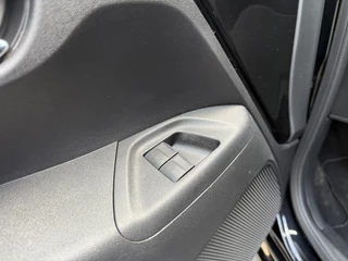 Peugeot 108 Peugeot 108 1.0 E-VTI Executive,1e Eig,Climate,Camera,Navi,LMV,Limiter,Multi - afbeelding nr 9