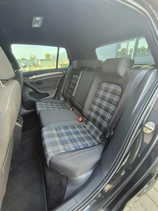 Volkswagen Golf Volkswagen Golf 1.4 TSI GTE DSG/Pano/ACC/Lane/Trekhaak/Led/ - afbeelding nr 26