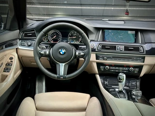 BMW 5 Serie BMW 5 Serie Touring 520i M-SPORT PANO|VIRTUAL|COMFORTSTOEL|HAAK - afbeelding nr 23