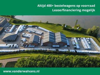 Volkswagen Crafter Volkswagen Crafter 2.0 TDI 141pk L4H3 L3H2 Euro6 ** Airco | 3000kg trekhaak | Cruisecontrol | Parkeersensoren Bijrijdersbank - afbeelding nr 20