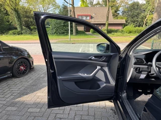 Volkswagen T-Cross Airco/Navi/Apple Carplay/5-Deurs - afbeelding nr 8