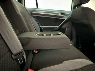 Volkswagen Golf Volkswagen Golf 1.5 TSI 2x R-Line Virtual CarPlay ACC NAP - afbeelding nr 23