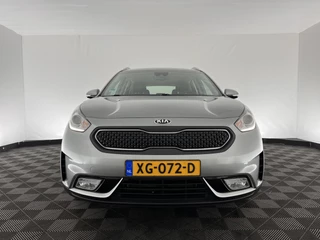 Kia Niro Kia Niro 1.6 GDi Hybrid ExecutiveLine Aut. *LEATHER-FABRIC | NAVI-FULLMAP | KEYLESS | CAMERA | COMFORT-SEATS | DIGI-COCKPIT | LANE-ASSIST | ECC | CARPLAY | PDC | 16''ALU* - afbeelding nr 2
