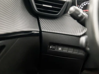 Peugeot 208 Peugeot 208 1.2 PureTech Sport (APPLE CARPLAY, GROOT NAVI, 360 CAMERA, LM VELGEN, SPORTSTOELEN, CRUISE, PARKEERSENSOREN, NIEUWSTAAT) - afbeelding nr 24