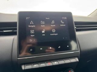 Renault Clio Renault Clio 1.0 TCe Zen NL AUTO / 4-SEIZOENENBANDEN / NAVI / CRUISE / PARKEERSENSOREN ACHTER / CARPLAY - afbeelding nr 21